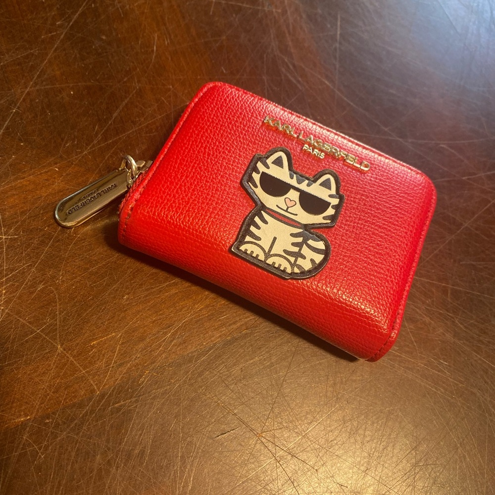 Karl Lagerfeld Red Wallet with Cat Patch - Picture 6 of 6